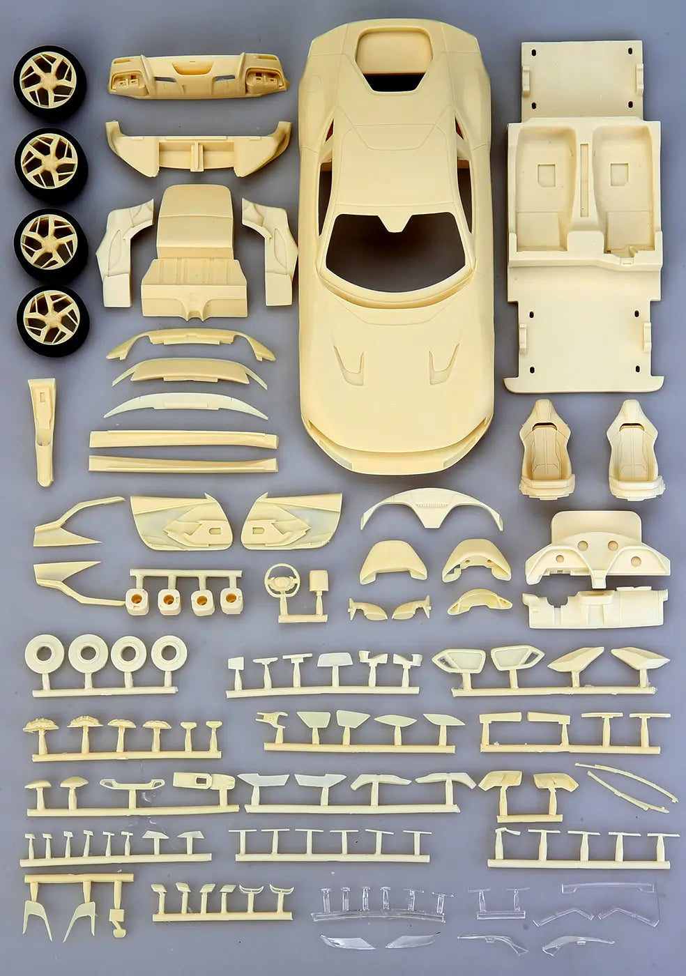 Alpha Models 1:24 Ferrari 12 Cilindri - Full Resin Model Kit Alpha Models