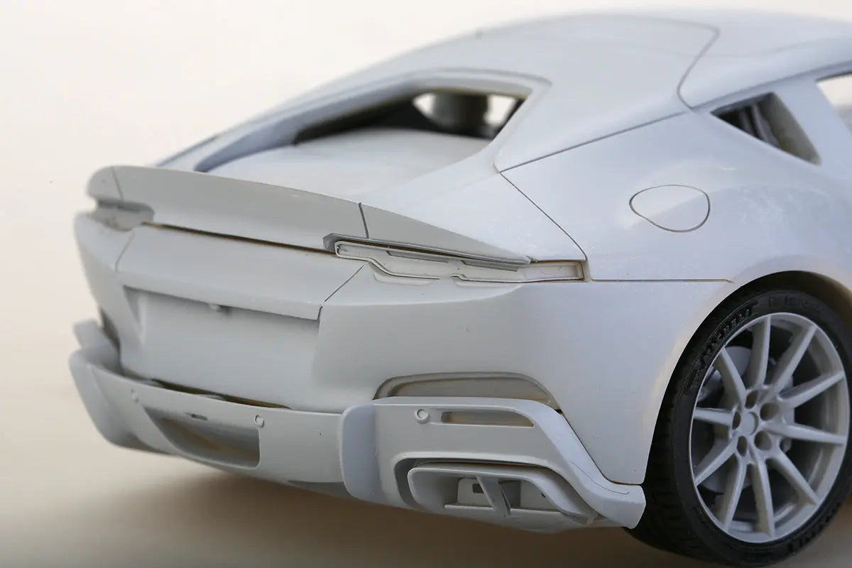 Alpha Models 1:24 Ferrari 12 Cilindri - Full Resin Model Kit Alpha Models