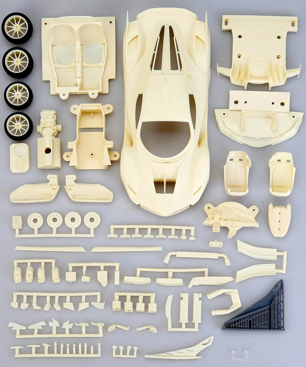 Alpha Models 1:24 Ferrari FXX K EVO - Full Resin Model Kit Franklin Hobbies Ltd