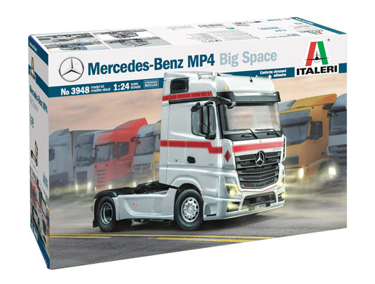 Italeri 1/24 MERCEDES-BENZ MP4 BIG SPACE Plastic Model Kit Italeri