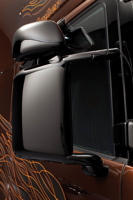 Italeri 1/24 SCANIA R730 ''BLACK AMBER'' Plastic Model Kit Italeri