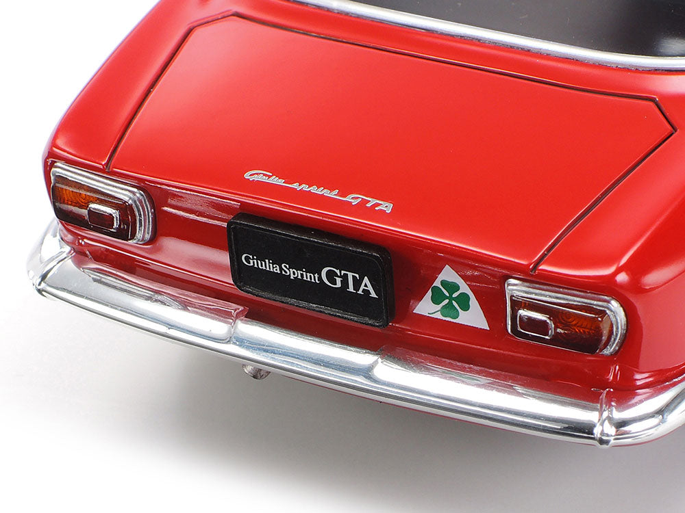 Tamiya 1:24 Alfa Romeo Giulia Sprint GTA