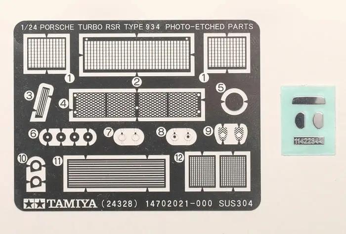 Tamiya 1:24 PORSCHE TURBO RSR TYPE 934 JAGERMEISTER Plastic Model Kit
