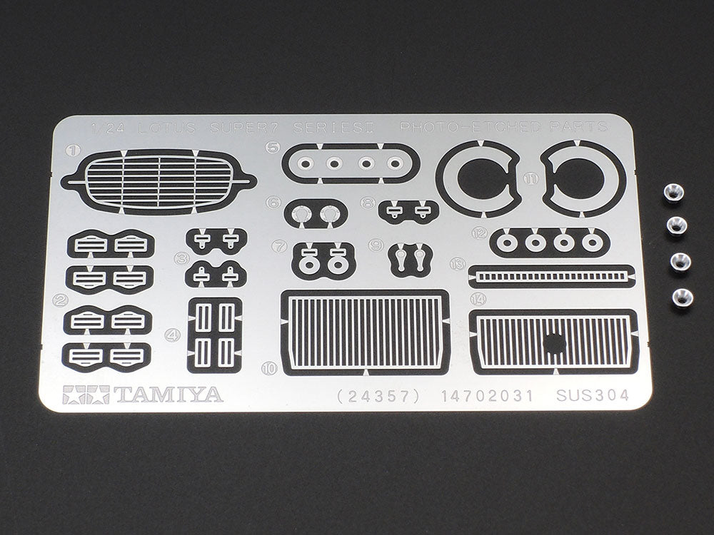 Tamiya 1/24 Lotus Super 7 Series II Plastic Model Kit Tamiya