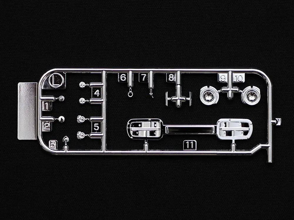 Tamiya 1:24 NISSAN FAIRLADY 240Z STREET-CUSTOM Plastic Model Kit