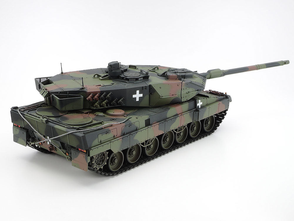 Tamiya 1:35 Leopard 2A6 Ukraine Plastic Model Kit Tamiya