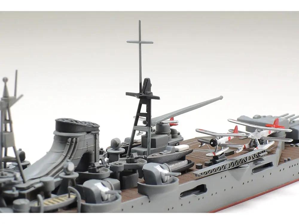 Tamiya 1:700 JAPANESE LIGHT CRUISER MOGAMI Plastic Model Kit