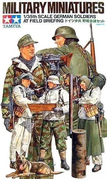 Tamiya 1:35 GERMAN SOLDIERS AT FIELD BRIEFING Plastic Model Kit