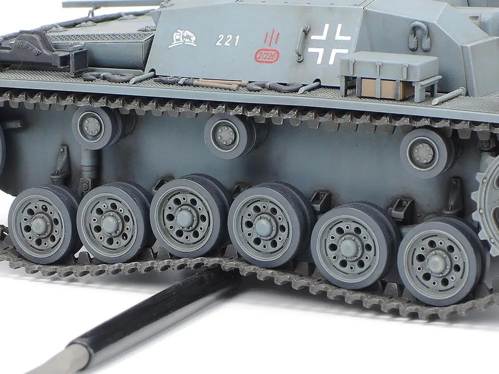 Tamiya 1:35 GERMAN STURMGESCHUTZ III Ausf. B Plastic Model Kit