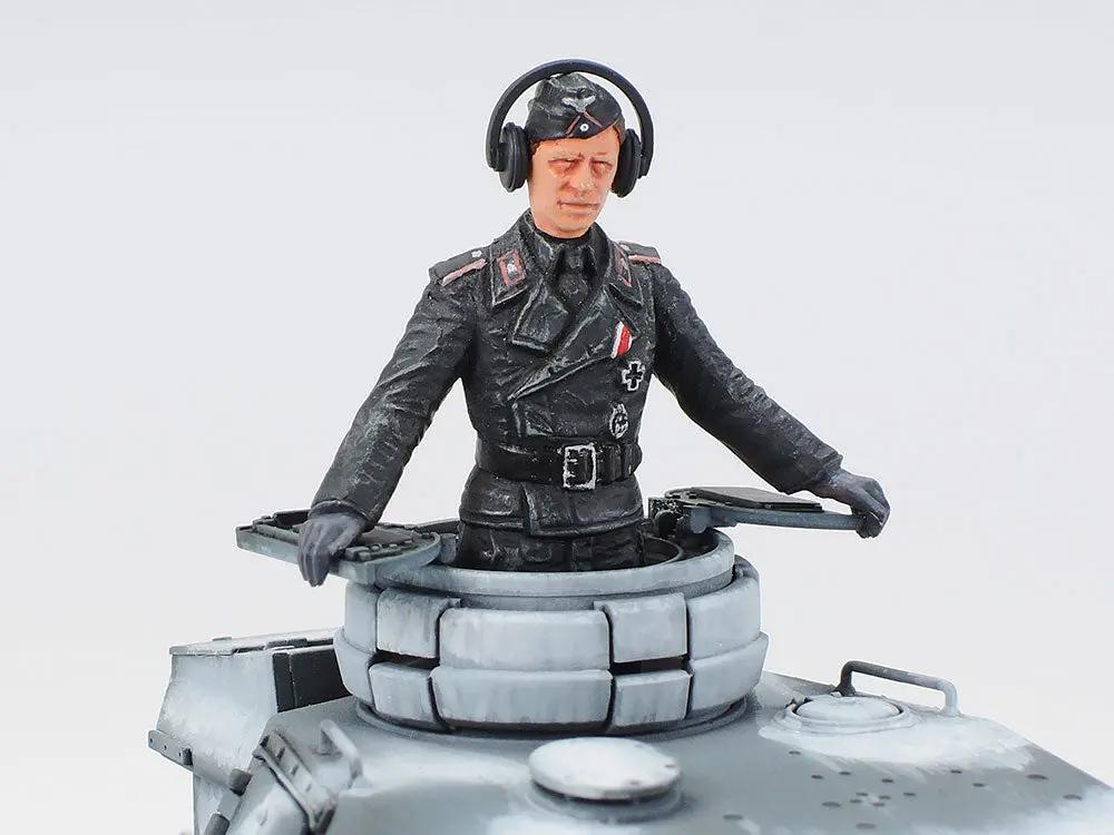 Tamiya 1:35 GERMAN PANZERKAMPFWAGEN III Ausf.N (Sd.Kfz.141/2) Plastic Model Kit