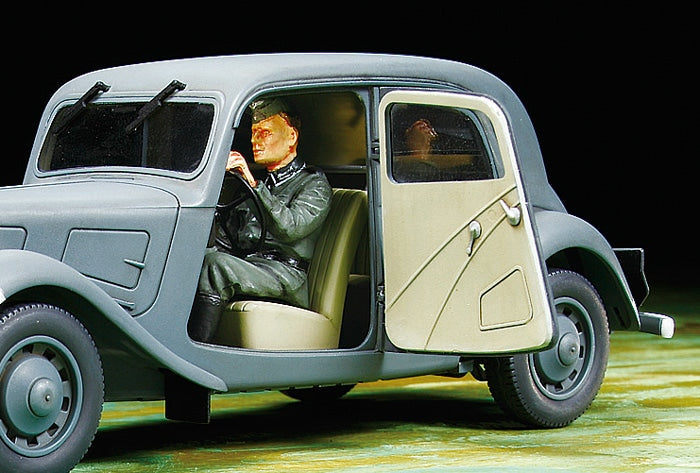 Tamiya 1:35 Citroen Traction 11CV Staff Car Plastic Model Kit Tamiya