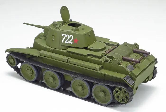 Tamiya 1:35 RUSSIAN TANK BT-7 MODEL 1937 Plastic Model Kit