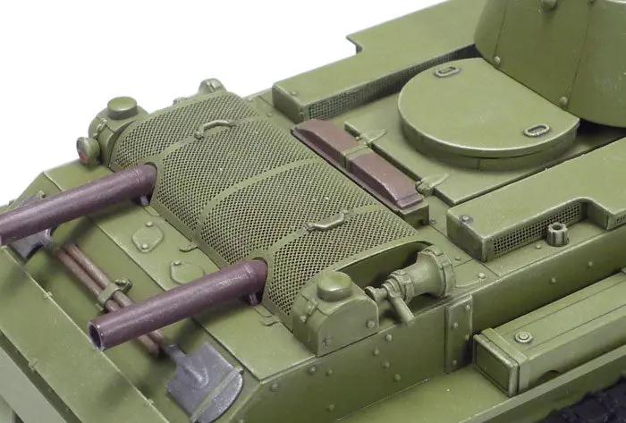 Tamiya 1:35 RUSSIAN TANK BT-7 MODEL 1937 Plastic Model Kit
