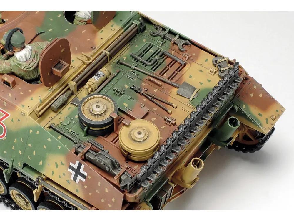 Tamiya 1:35 GERMAN JAGDPANZER IV /70(V) LANG Plastic Model Kit
