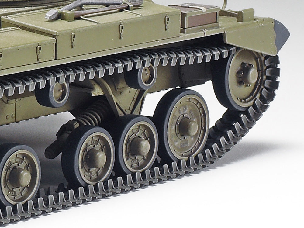 Tamiya 1:35British Infantry Tank Mk.III Valentine Mk.II/IV Plastic Model Kit Tamiya