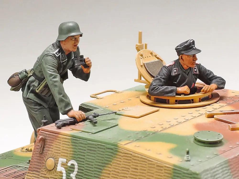 Tamiya 1:35 GERMAN ASSAULT TANK IV BRUMMBAR LATE PRODUCTION  Plastic Model Kit
