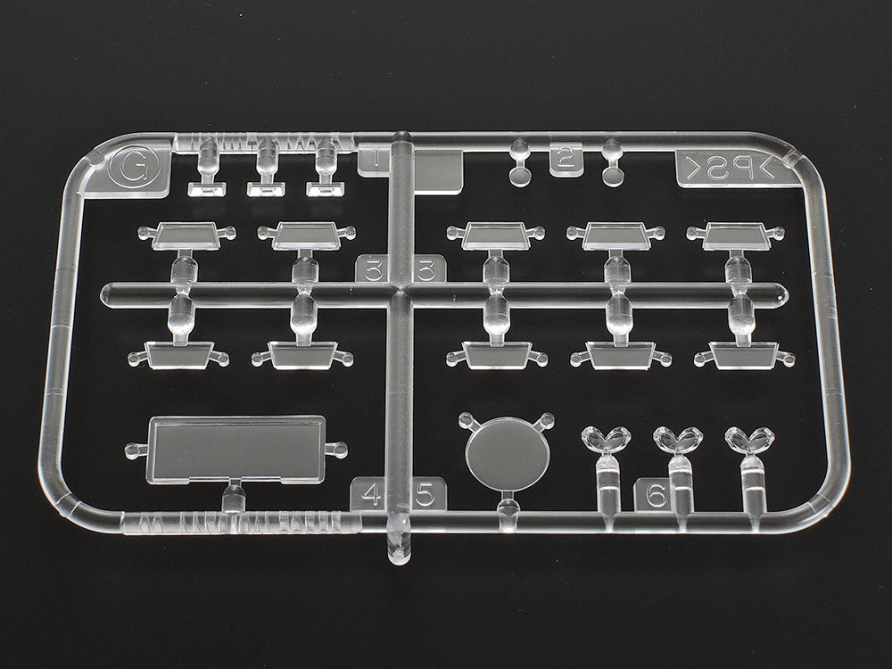 Tamiya 1:35 U.S. Airborne Tank M551 Sheridan (Vietnam War) Plastic Model Kit Tamiya
