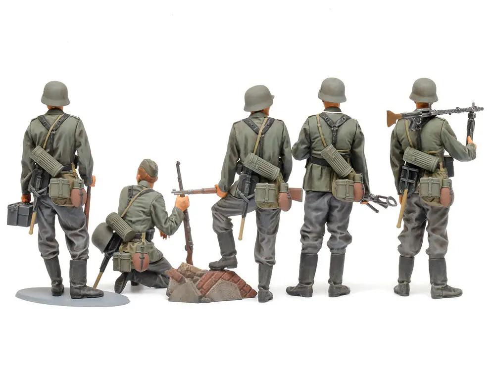 Tamiya 1:35 GERMAN INFANTRY SET (MID-WWII) Plastic Model Kit