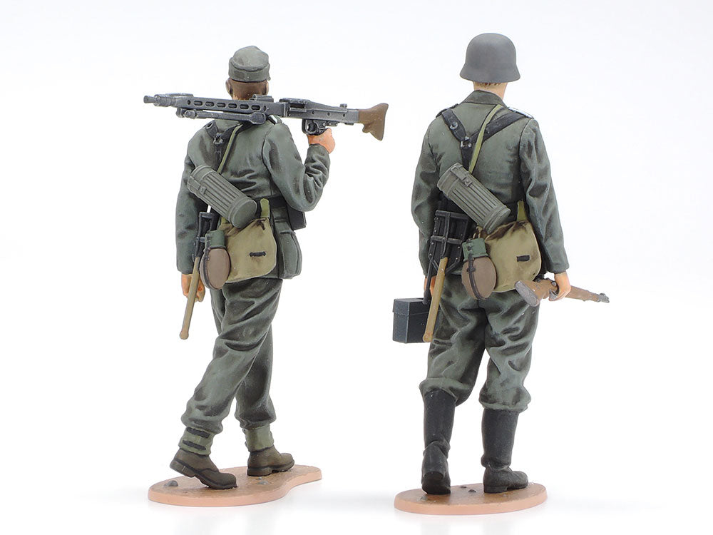 Tamiya 1:35 German Sd.Kfz.2 Kettenkraftrad Mid Production Plastic Model Kit Tamiya
