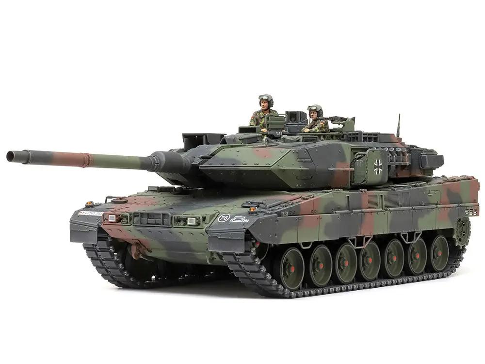 Tamiya 1:35 GERMAN MAIN BATTLE TANK LEOPARD 2 A7V Plastic Model Kit