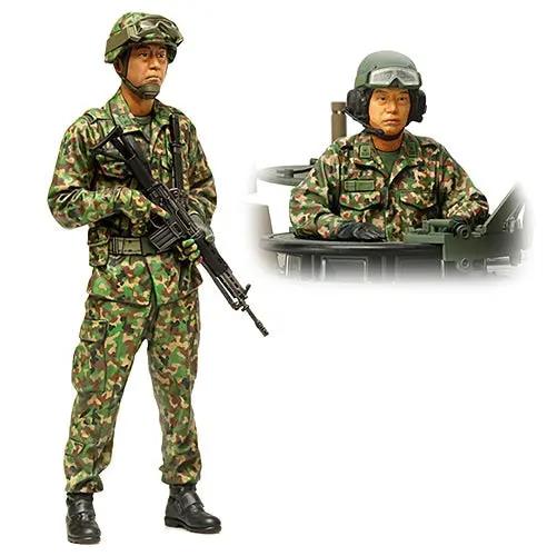 Tamiya 1:16 SCALE JAPAN GROUND SELF DEFENSE FORCE TANK CREW SET Plastic Model Kit
