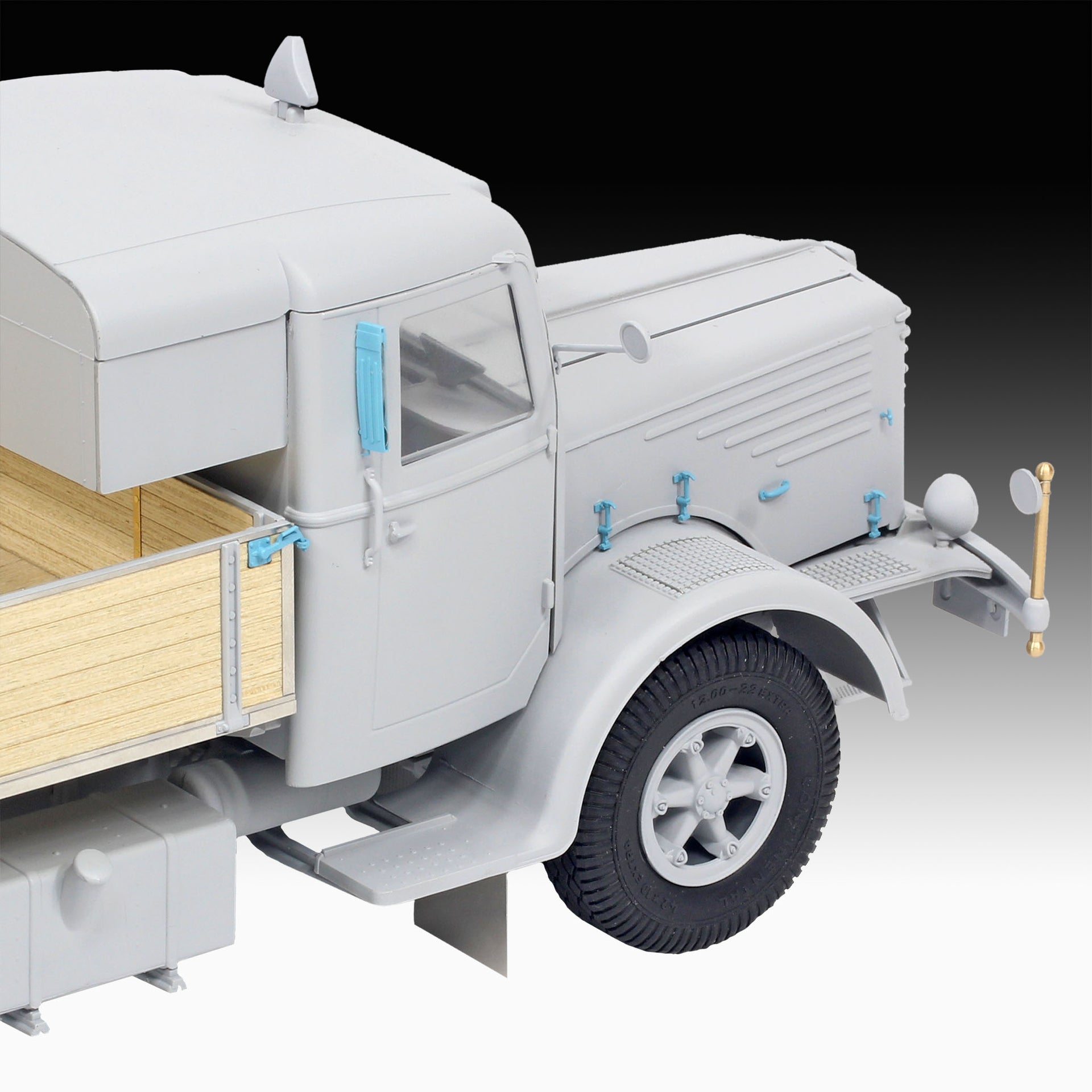 Revell Platinum 1/24 Büssing 8000 S 13 with trailer Revell