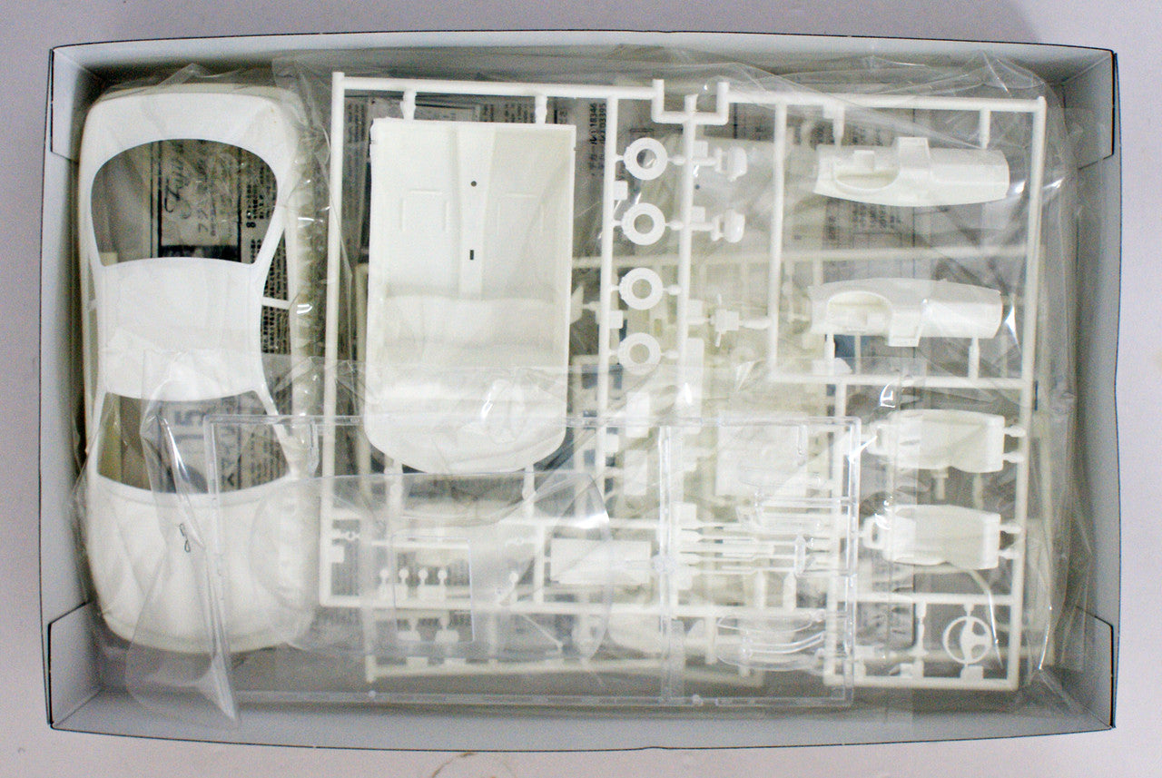 Fujimi 1/24 Integra Type R Smily Sakai (ISD-15) Plastic Model Kit
