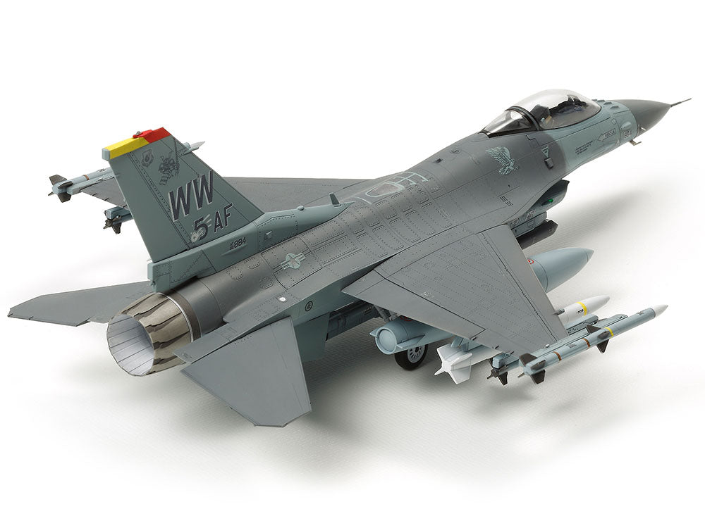 Tamiya 1:72 Lockheed Martin F-16CJ Block 50 Fighting Falcon Plastic Model Kit w/Full Equipment Plastic Model Kit Tamiya