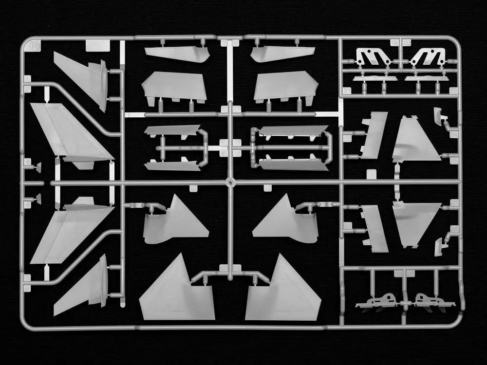 Tamiya 1:72 LOCKHEED MARTIN F-35C LIGHTNING II Plastic Model kit