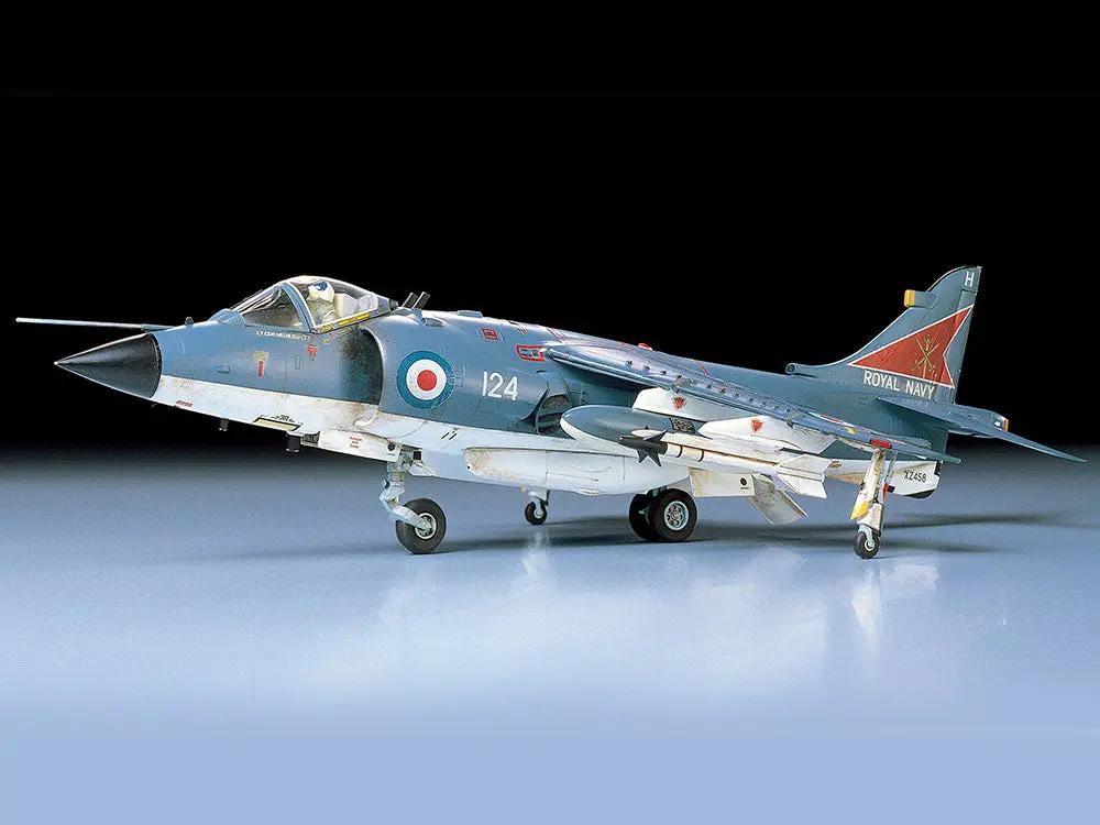 Tamiya 1:48 HAWKER SEA HARRIER FRS.1 Plastic Model Kit