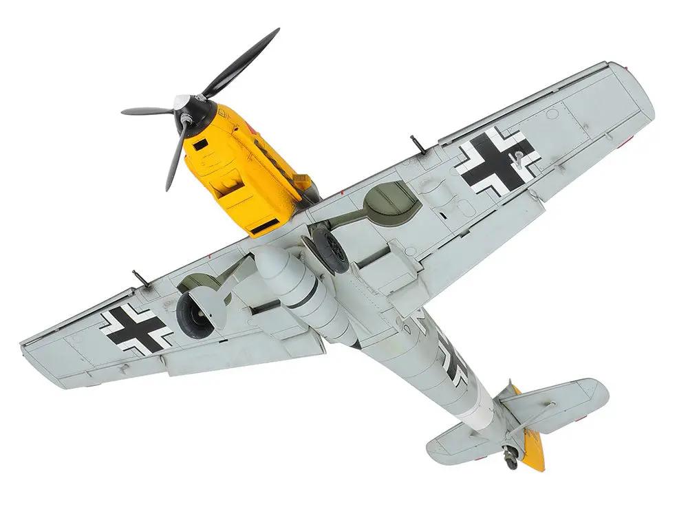 Tamiya 1:48 MESSERSCHMITT BF 109 E-4/7 TROP Plastic Model Kit