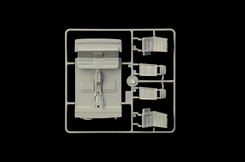 Italeri 1:24 Volvo 760 GLE Plastic Model Kit Italeri