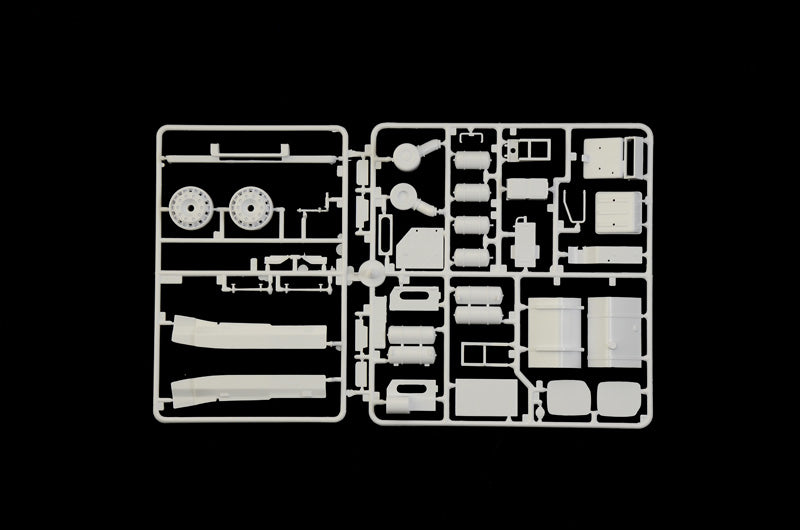 Italeri 1/24 IVECO Turbostar 190.48 Special Truck Plastic Model Kit Italeri