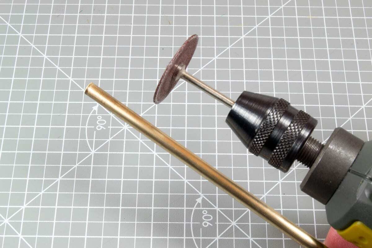 AK Interactive Brass Pipes 0.6mm 5 Units AK Interactive