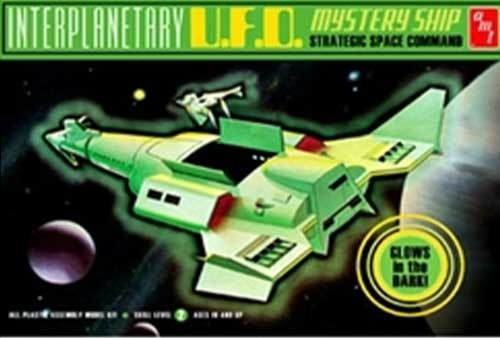 AMT 1/500 Interplanetary UFO Mystery Ship Glow in the Dark Plastic Model Kit