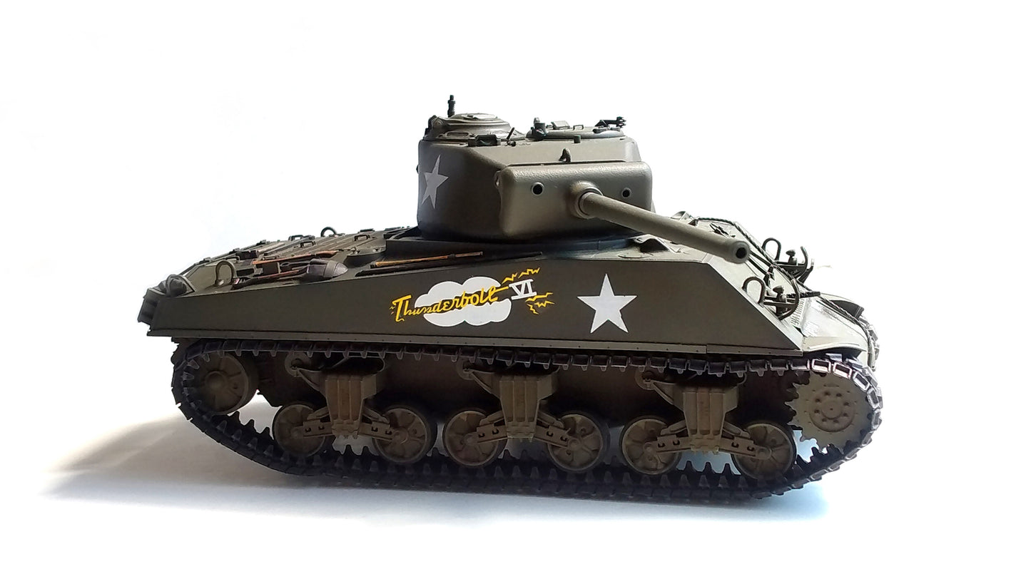 Asuka 1/35 M4A3(76)W Sherman Thunderbolt VI Plastic Model Kit
