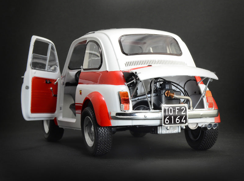 Italeri 1/12 FIAT Abarth 695SS/Assetto Corsa Plastic Model Kit Italeri