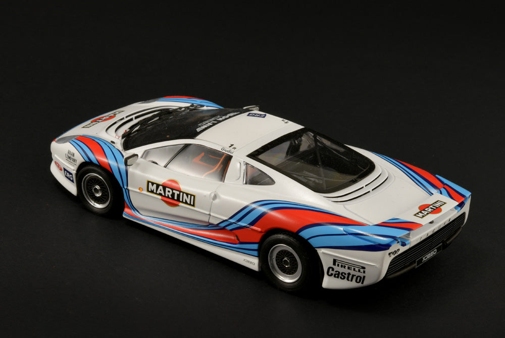 Italeri 1:24 Jaguar XJ 220 Racing Plastic Model Kit Italeri