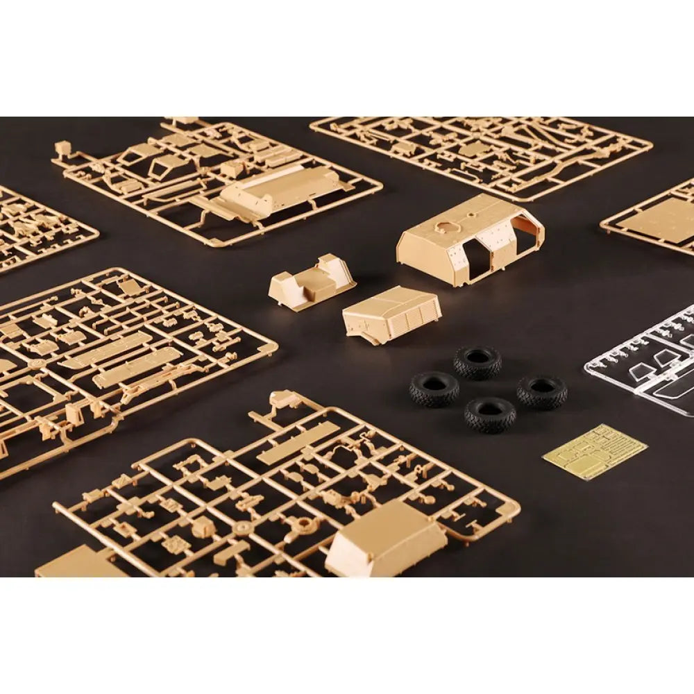 I Love Kit 1/35 DINGO 2 GE A3.3 PatSi Plastic Model Kit I Love Kit