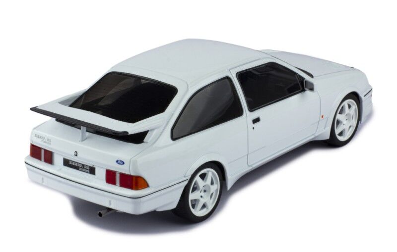 IXO Models 1/18 Ford Sierra RS Cosworth 1988 White IXO Models