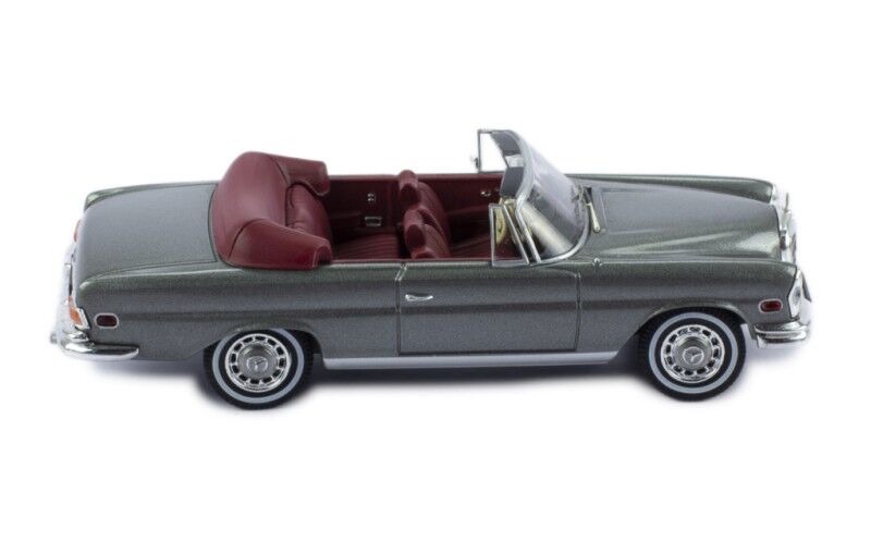 IXO Models 1/43 Mercedes-Benz 280 SE 3.5 (W111) 1969 Metallic Grey IXO Models