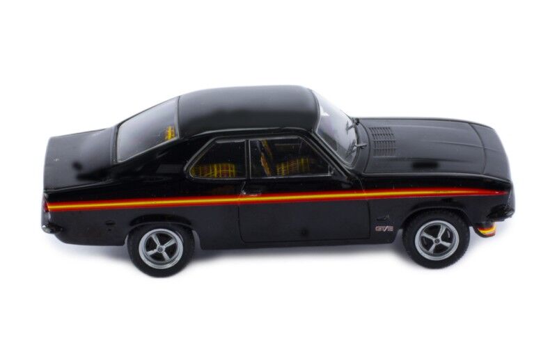 IXO Models 1/43 Opel Manta A GT/E 1974 Black Magic IXO Models