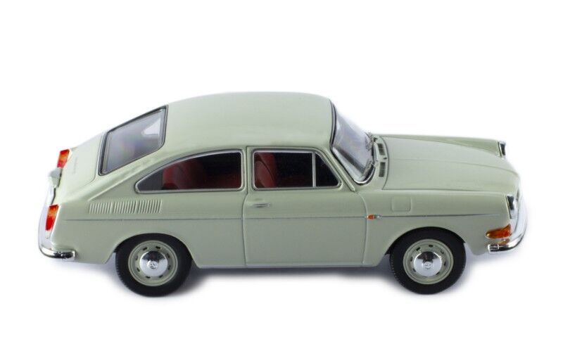 IXO Models 1/43 Volkswagen 1600 TL 1969 Beige IXO Models