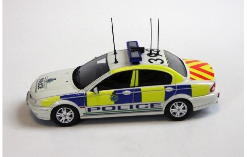 IXO Models 1/43 JAGUAR X-Type Merseyside UK Police - 2004 IXO Models
