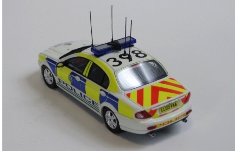 IXO Models 1/43 JAGUAR X-Type Merseyside UK Police - 2004 IXO Models
