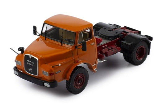 IXO Models 1/43 MAN 19.280H 1971 Orange