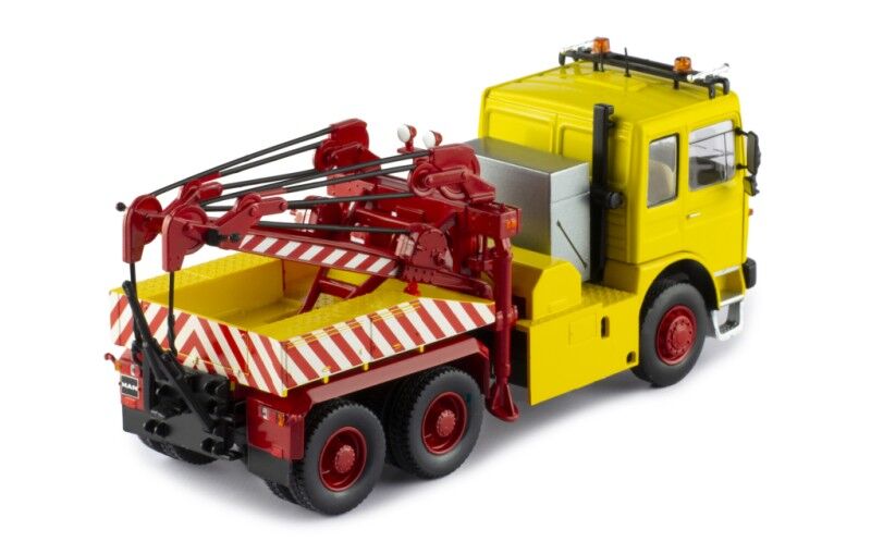 IXO Models 1/43 MAN F8 26.281 Tow Truck - Yellow