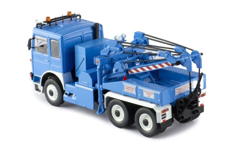 IXO Models 1/43 MAN F8 26.281 Tow Truck - Blue