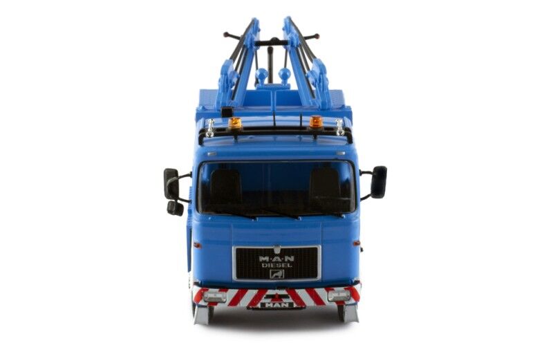 IXO Models 1/43 MAN F8 26.281 Tow Truck - Blue