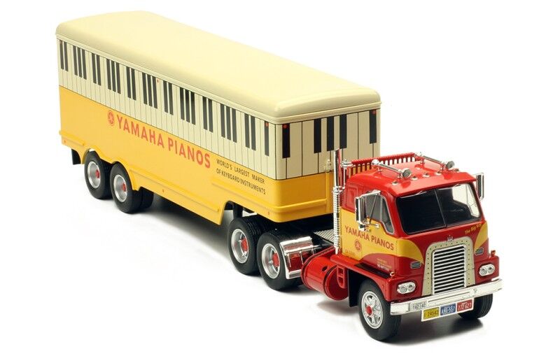 IXO Models 1/43 International Harvester DCOF-405 1959